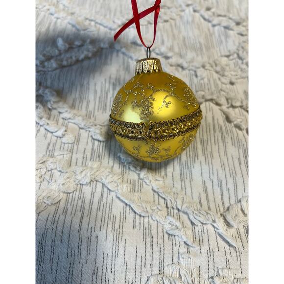 Vintage Christmas By Krebs Glass Ball Ornaments Red, Green and Gold, set of 4 - Picture 5 of 7